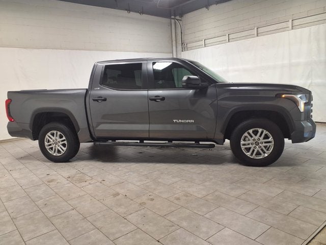2024 Toyota Tundra 4WD SR5