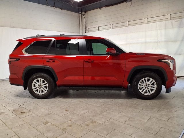 2025 Toyota Sequoia SR5