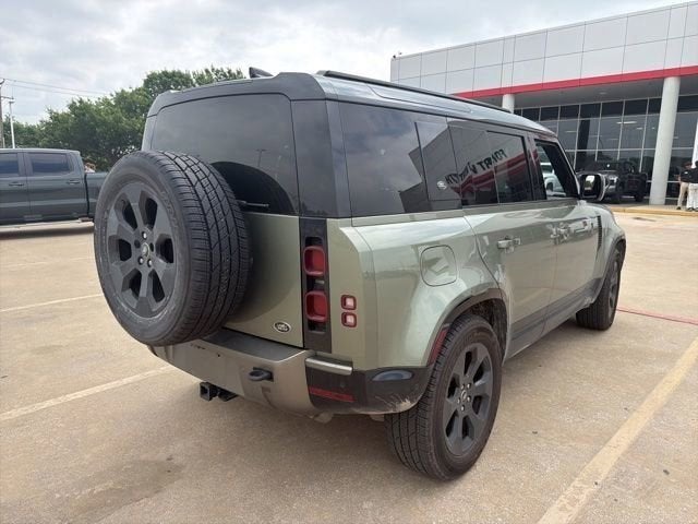 2021 Land Rover Defender X-Dynamic SE