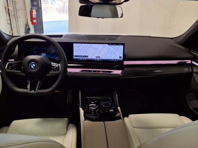 2026 BMW 5 Series 550e xDrive