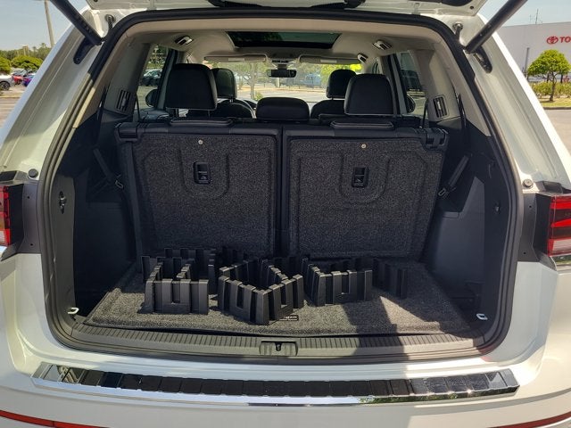 2024 Volkswagen Atlas 2.0T SEL Premium R-Line