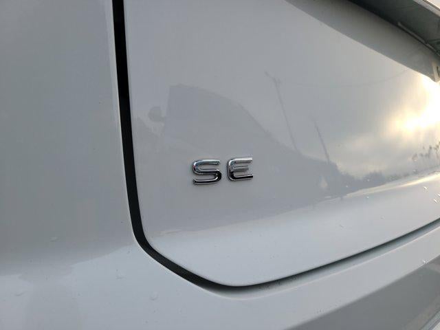 2024 Volkswagen Atlas Cross Sport 2.0T SE with Technology