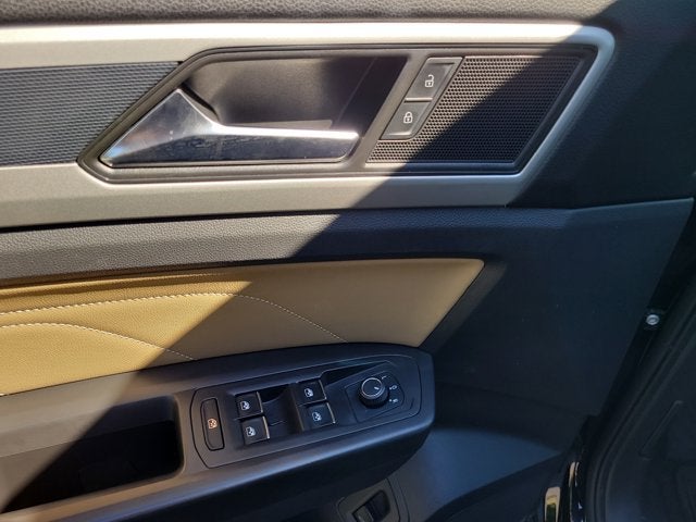 2023 Volkswagen Atlas Cross Sport 3.6L V6 SE with Technology