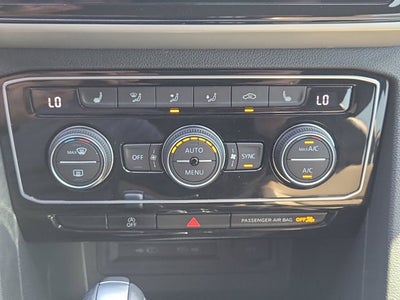 2023 Volkswagen Atlas Cross Sport 3.6L V6 SE with Technology