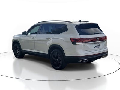 2024 Volkswagen Atlas 2.0T SE with Technology