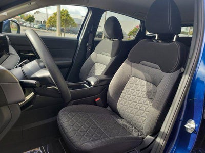 2025 Nissan Kicks MPV SV