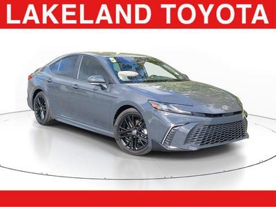 2025 Toyota Camry SE