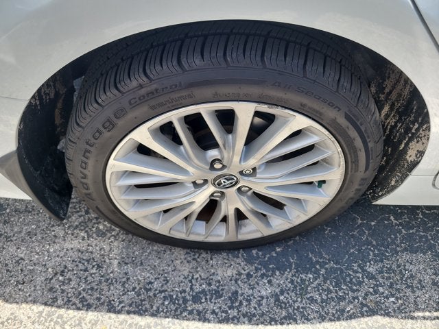 2020 Toyota Camry Hybrid Hybrid XLE