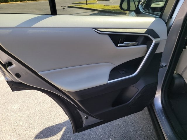 2022 Toyota RAV4 HYBRID Hybrid XLE Premium