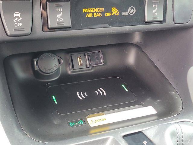 2022 Toyota RAV4 HYBRID Hybrid SE