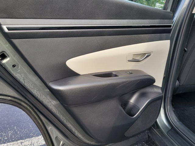 2022 Hyundai Tucson SE