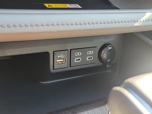 2023 Toyota HIGHLANDER HYBRD Hybrid Platinum