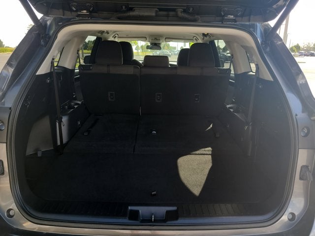 2025 Toyota HIGHLANDER LE