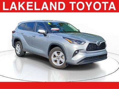 2024 Toyota HIGHLANDER LE
