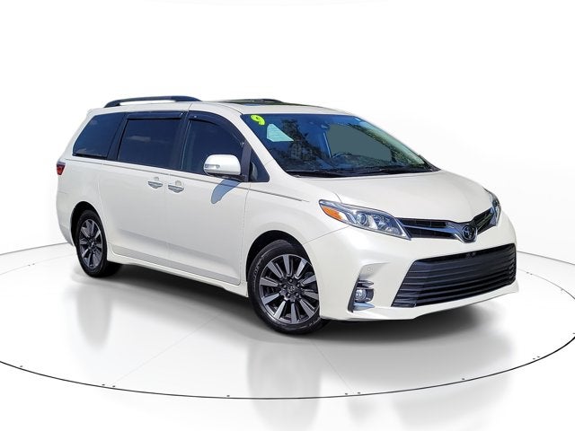 2019 Toyota Sienna XLE Auto Access Seat
