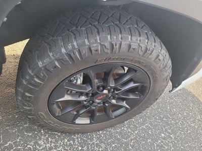 2024 Toyota TUNDRA 4X2 SR5