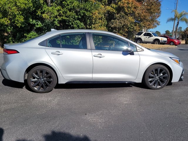 2025 Toyota COROLLA SE