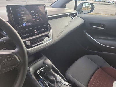 2024 Toyota COROLLA SE