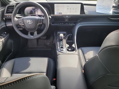 2025 Toyota Toyota Crown Signia Limited