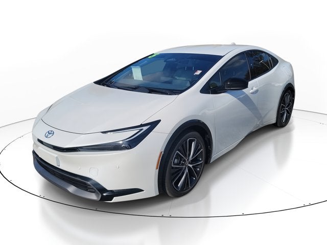 2025 Toyota PRIUS XLE
