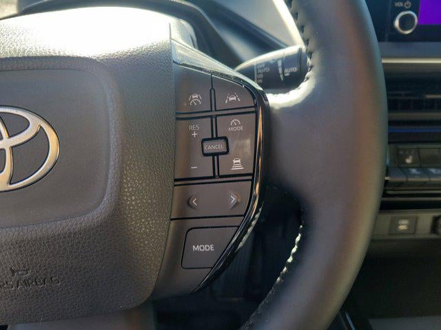 2025 Toyota PRIUS XLE