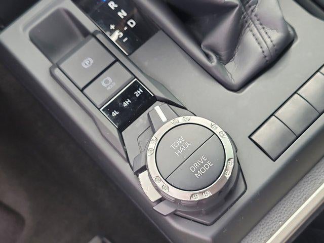 2025 Toyota 4RUNNER TRD Sport