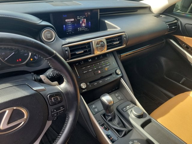 2018 Lexus IS 300