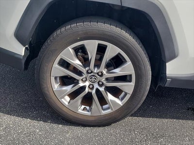 2020 Toyota RAV4 XLE Premium