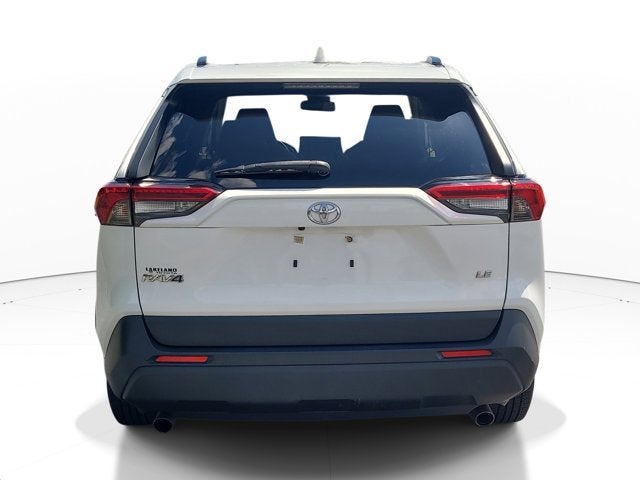 2020 Toyota RAV4 LE