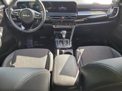 2025 Kia Seltos S
