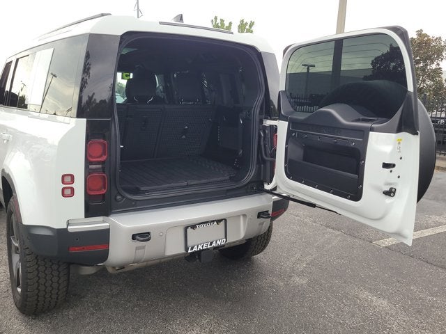 2025 Land Rover Defender S