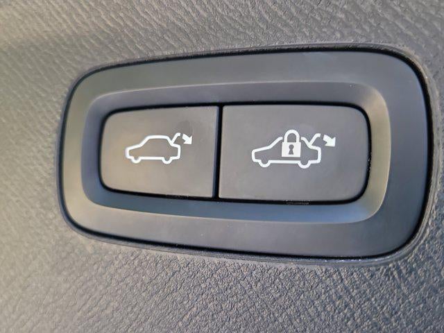 2019 Volvo XC90 Inscription