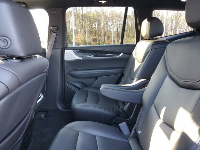 2025 Cadillac XT6 FWD Premium Luxury