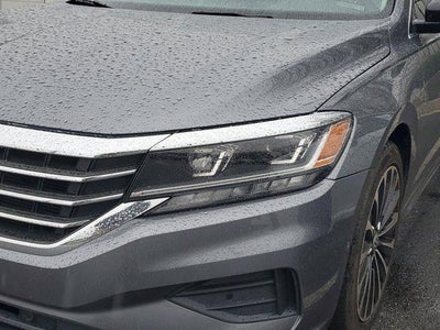 2022 Volkswagen Passat 2.0T Limited Edition