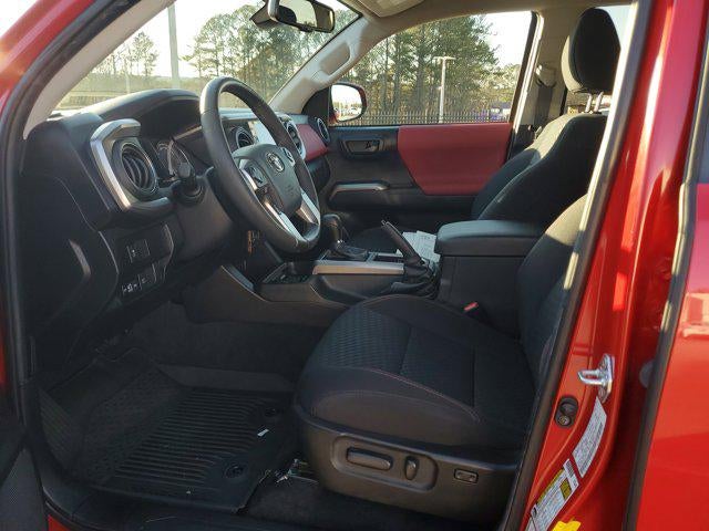 2022 Toyota Tacoma 2WD SR5