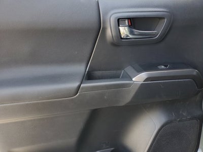 2022 Toyota Tacoma 2WD SR5