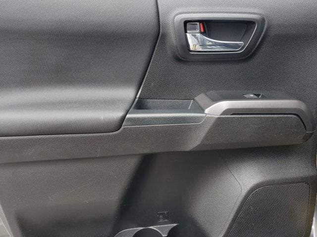 2021 Toyota Tacoma 2WD SR5