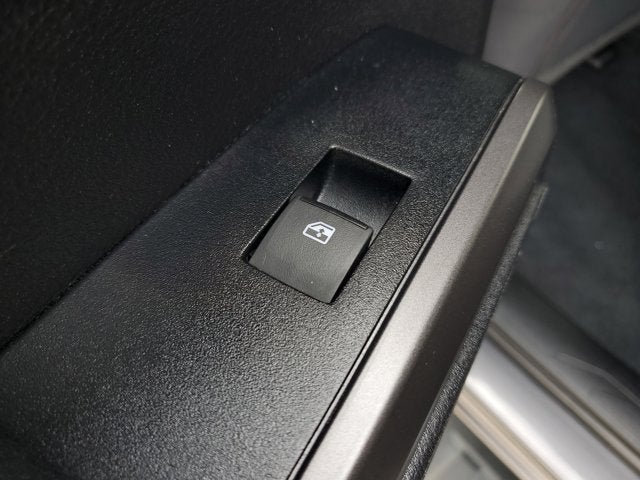 2021 Toyota Tacoma 2WD SR5