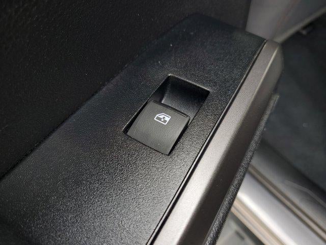 2021 Toyota Tacoma 2WD SR5