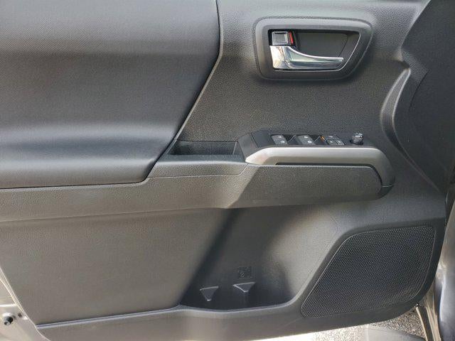 2021 Toyota Tacoma 2WD SR5