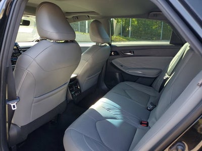 2022 Toyota Avalon Hybrid Limited