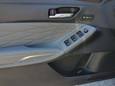 2022 Toyota Avalon Hybrid Limited