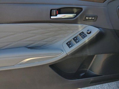 2022 Toyota Avalon Hybrid Limited