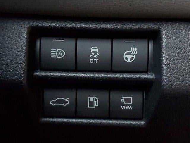 2022 Toyota Avalon Hybrid Limited