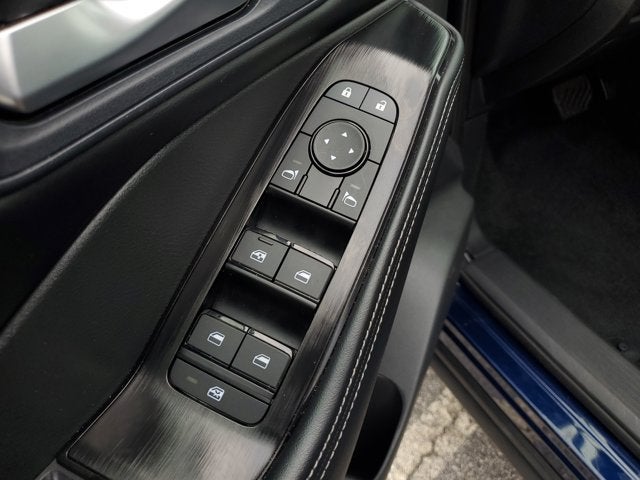 2025 Nissan Rogue SV - Photo 17