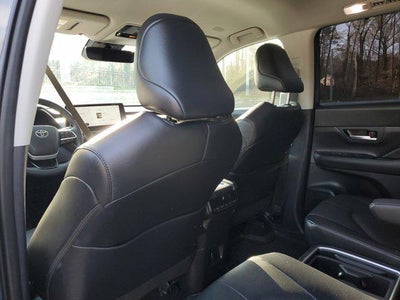 2025 Toyota Grand Highlander LE