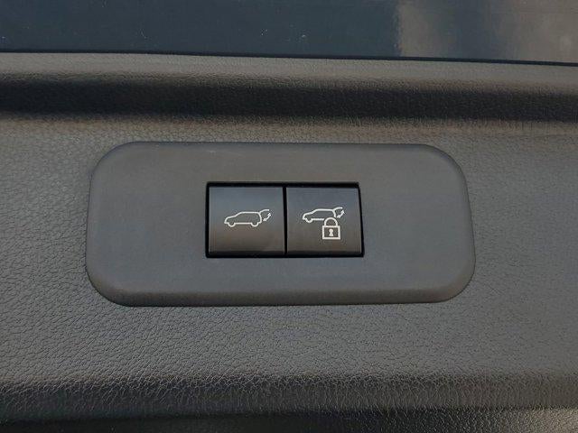 2025 Toyota Grand Highlander LE