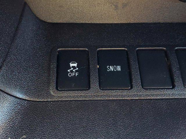 2016 Toyota Highlander Base