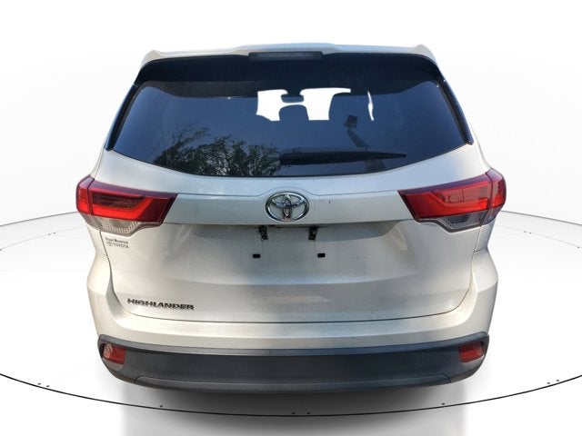 2019 Toyota Highlander LE
