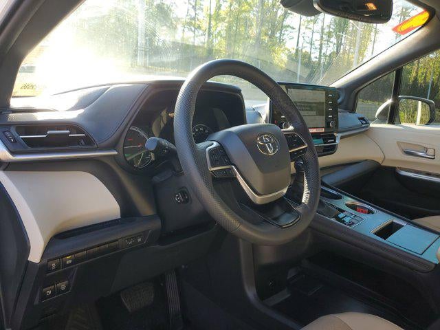 2024 Toyota Sienna Limited